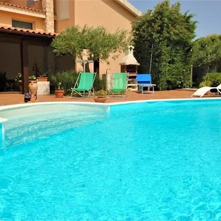 Holiday home Rita Mit Privatpool